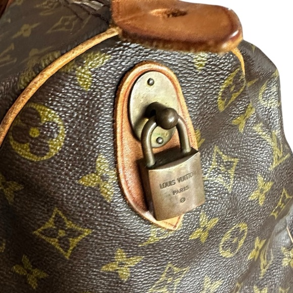 Louis Vuitton Monogram Keepall 50 with Vachetta Leather Luggage Tag - Picture 9 of 12